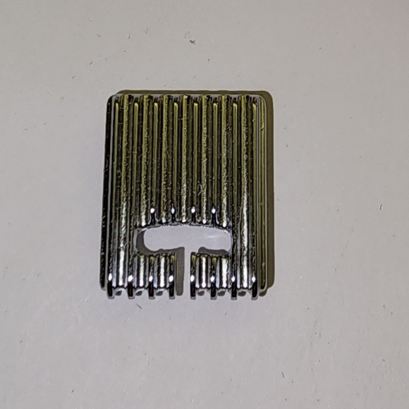 Janome pintuck foot - Picture 2 of 3